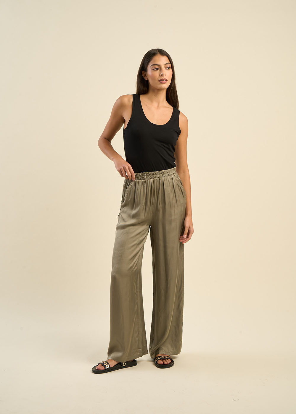 files/36320_KAKI_A_22f2eedc-bea0-4237-bc5c-080bec0219c4.jpg - Sud Express