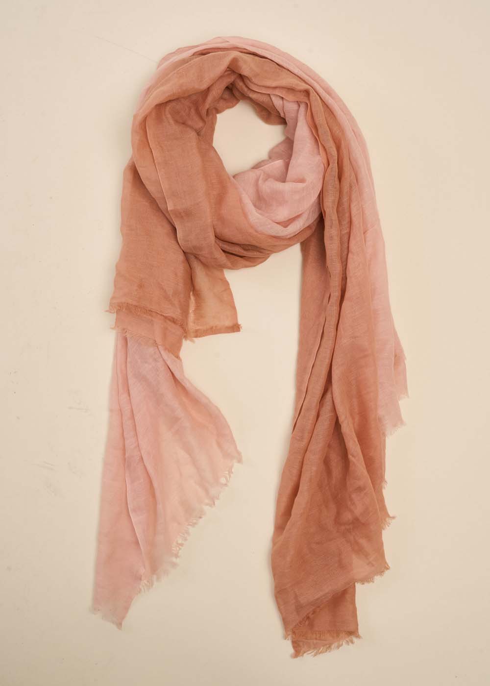 files/36528_BLUS_B_8a24a25f-ebd7-4c75-bd33-88355a9a50b2.jpg - Sud Express