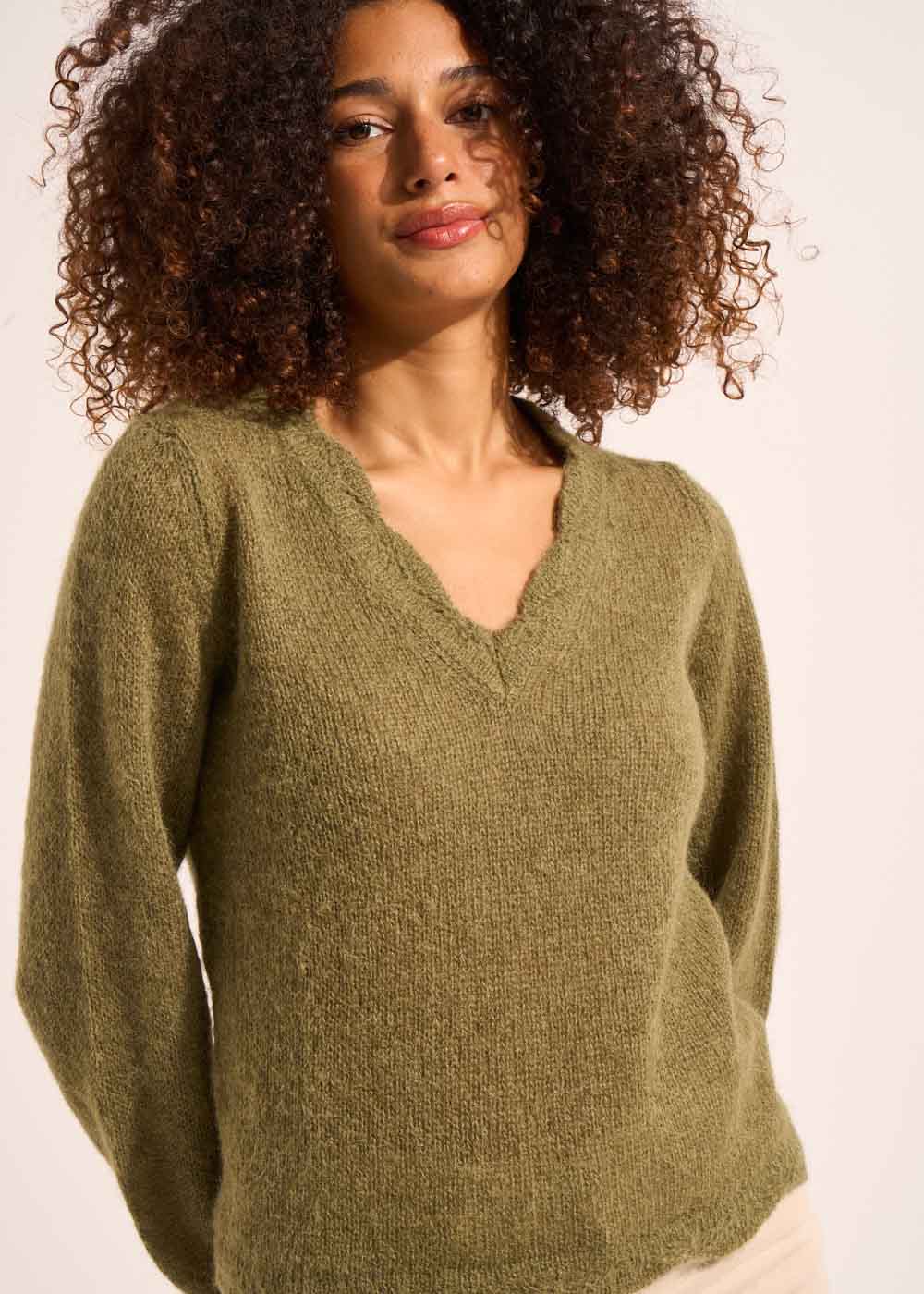 MARFY Pull col V détails crochet - 1 - Sud Express - Sud Express
