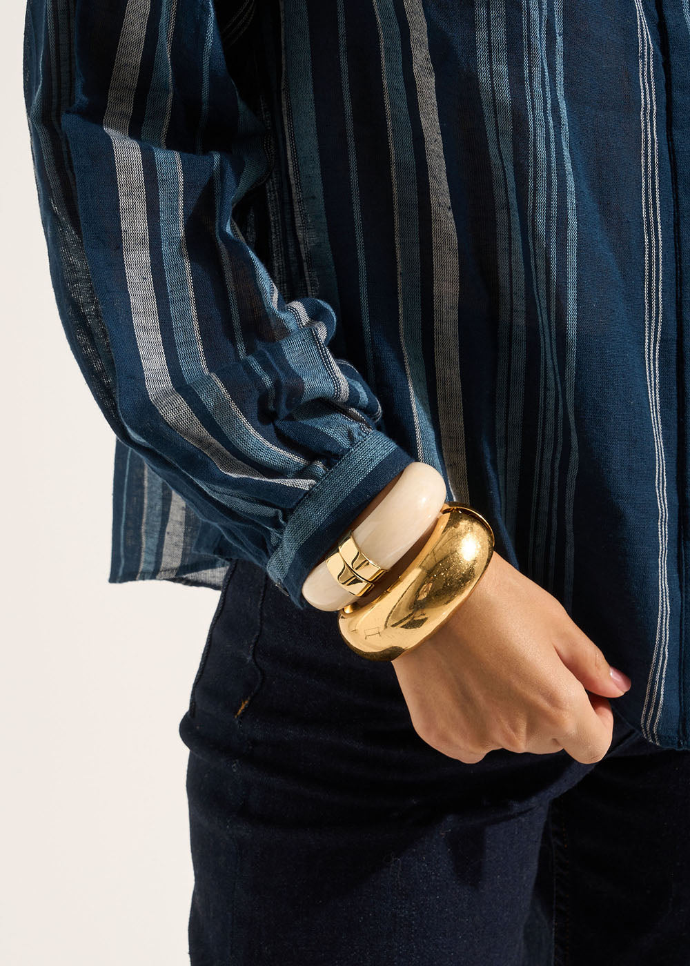 CHARLIZA Chemise à rayures avec encolure ronde et manches longues - 4 - Sud Express - Sud Express