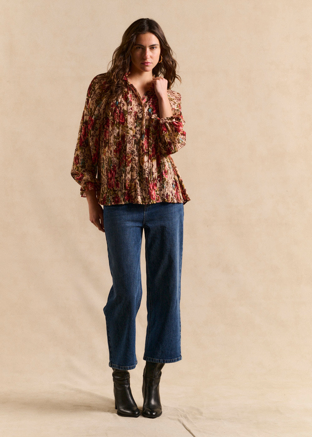 Floral blouse with ruffled collar - Sud Express - 5 - Sud Express
