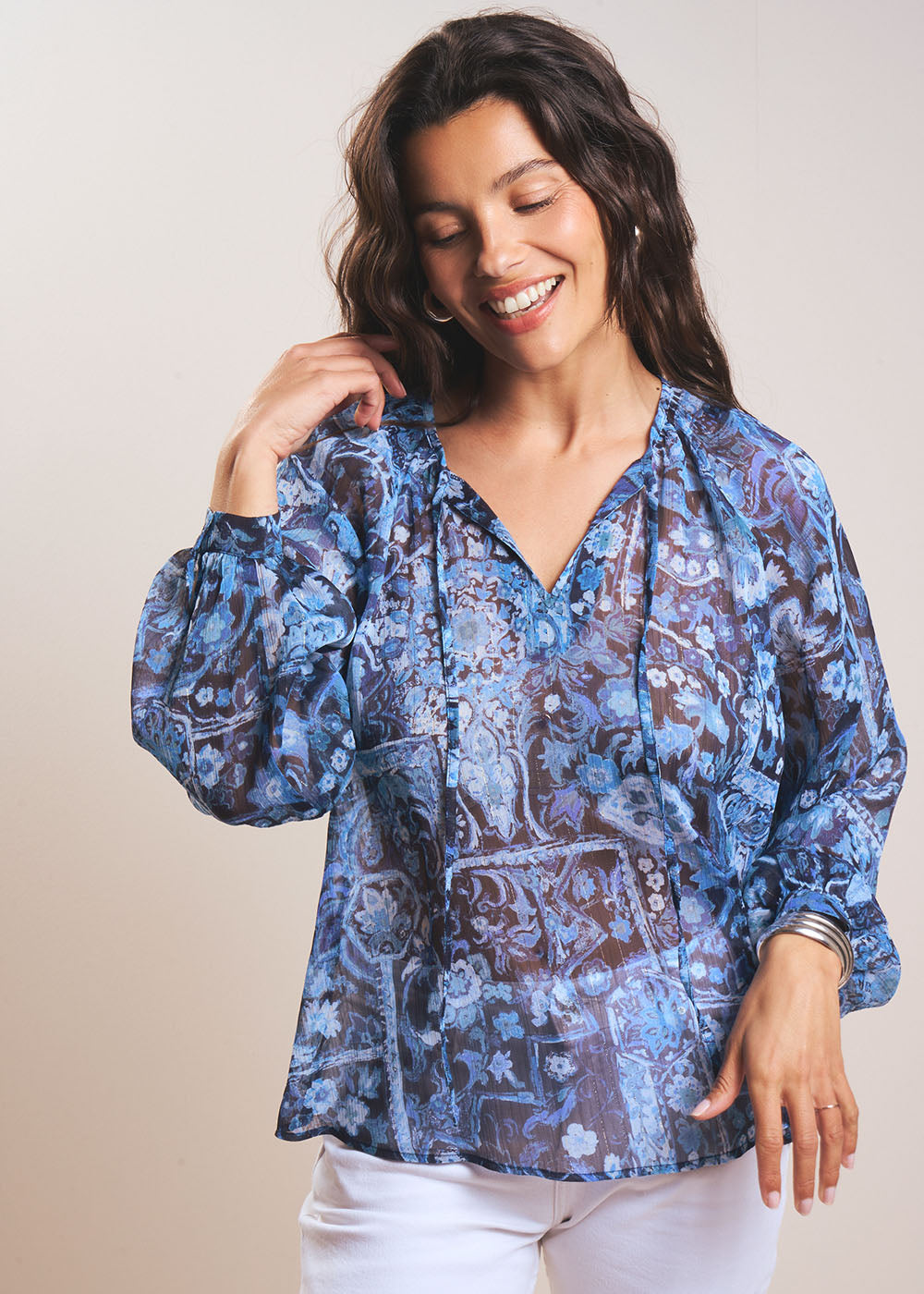 Blouse imprimée encolure V avec lien - Sud Express - 5 - Sud Express