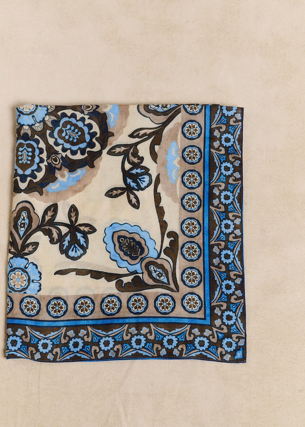 Foulard carré imprimé fleuri - Sud Express - 2 - Sud Express