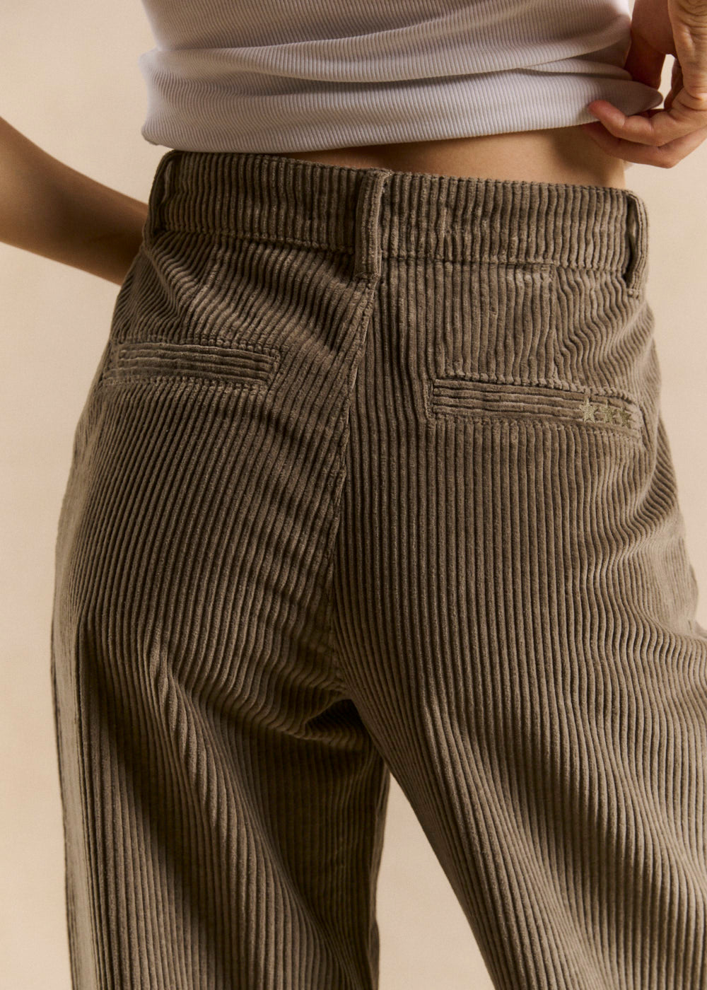 Pantalon large en velours de coton taille haute - Sud Express - 4 - Sud Express