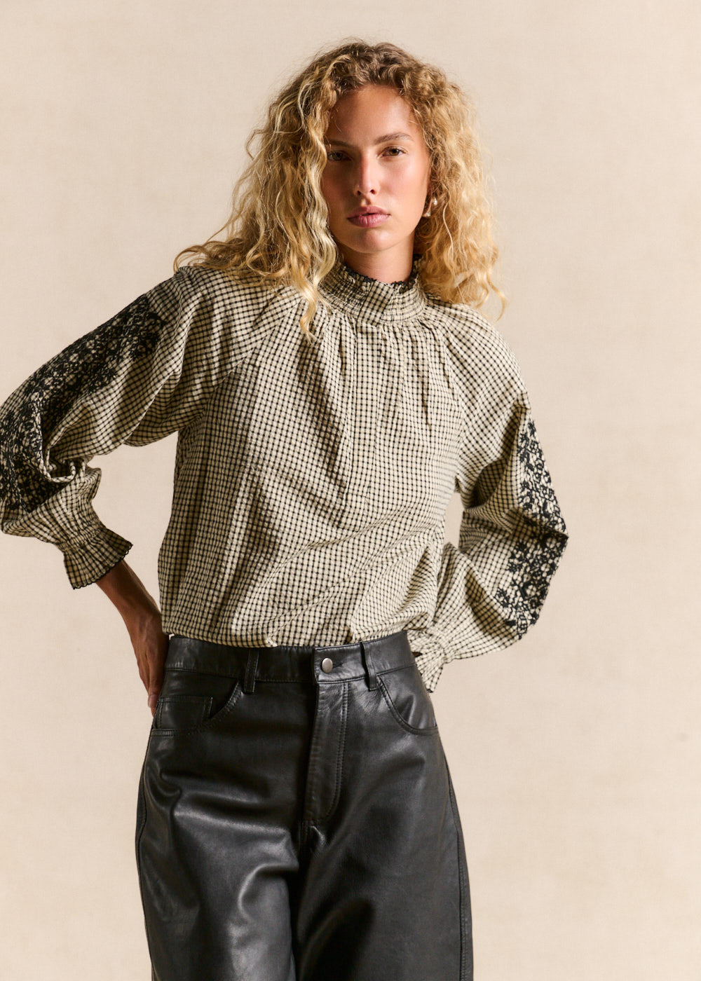 Blouse vichy coton brodé - Sud Express - 5 - Sud Express