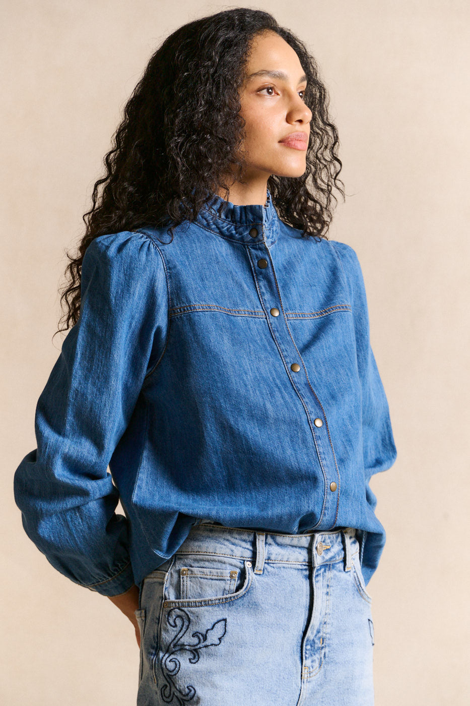 Chemise denim col volanté - Sud Express - 5 - Sud Express