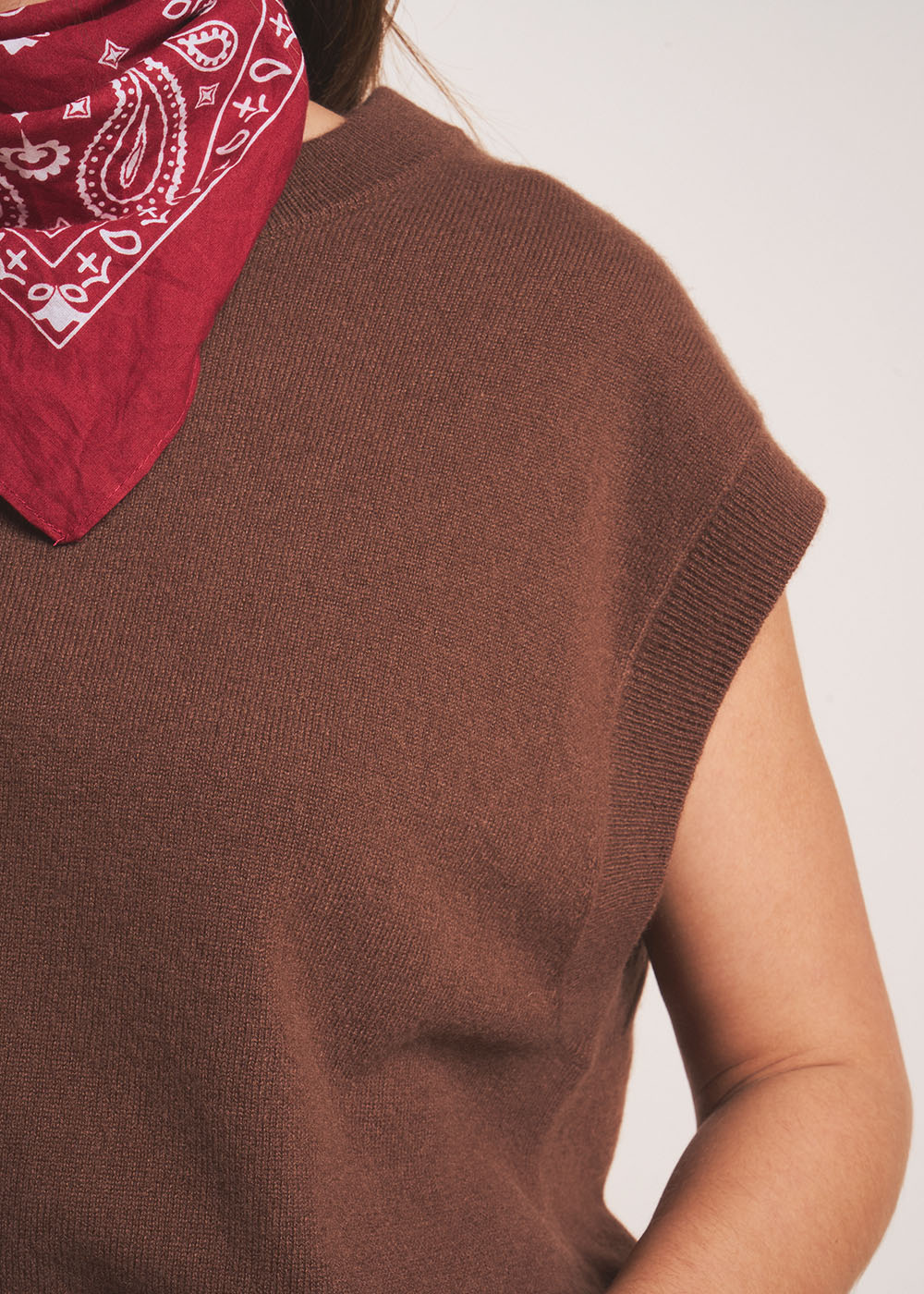 Pull sans manches en cachemire - Sud Express - 2 - Sud Express