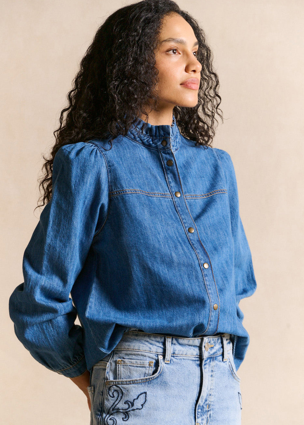 Chemise denim col volanté - Sud Express - 5 - Sud Express