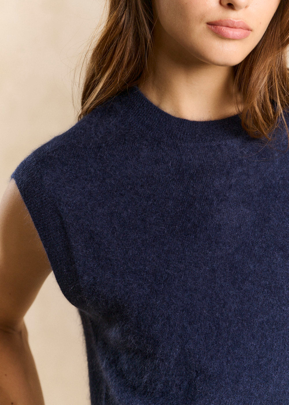 MARTAKA Loose sleeveless sweater in wool and cashmere - 2 - Sud Express - Sud Express