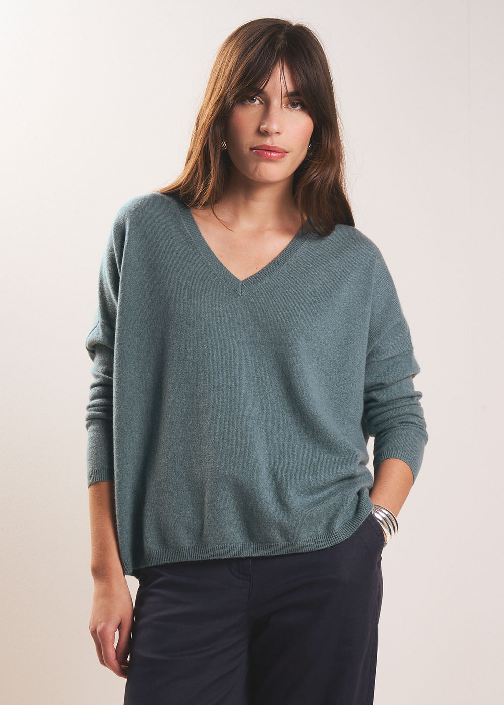 Pull en 100% cachemire à Col V - Sud Express - 1 - Sud Express