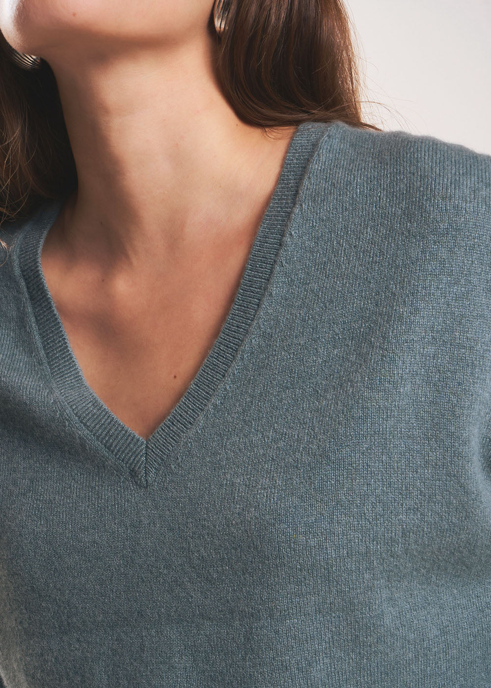 Pull en 100% cachemire à Col V - Sud Express - 2 - Sud Express