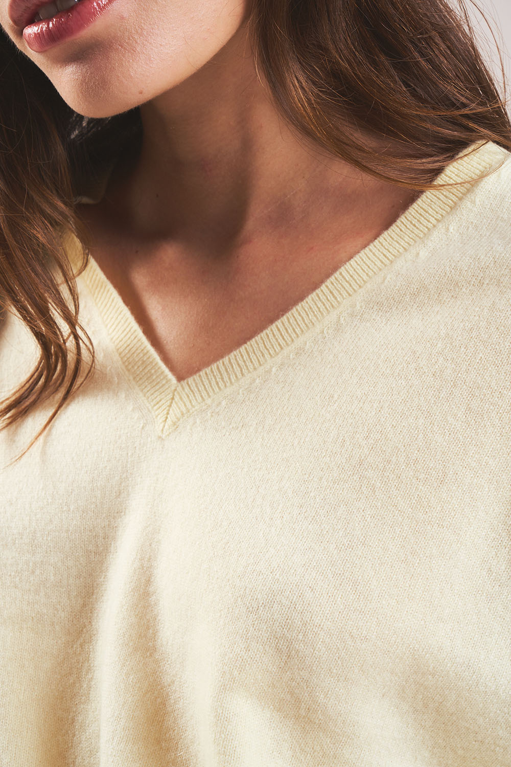 MONJOE Pull en 100% cachemire à Col V - 2 - Sud Express - Sud Express