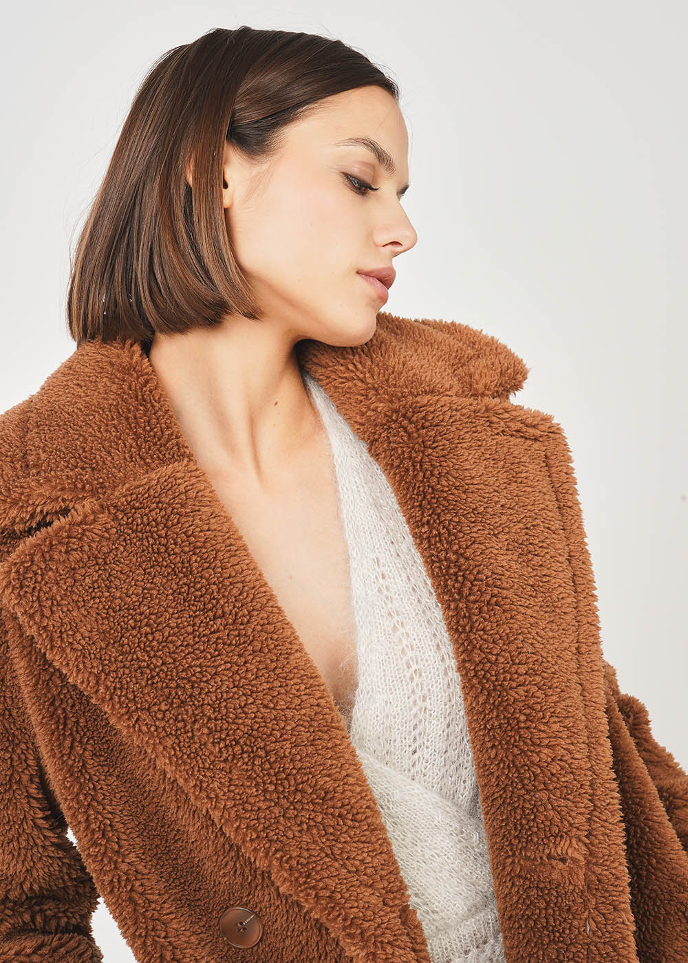 MADIHA Manteau mi long en fausse fourrure - 2 - Sud Express - Sud Express