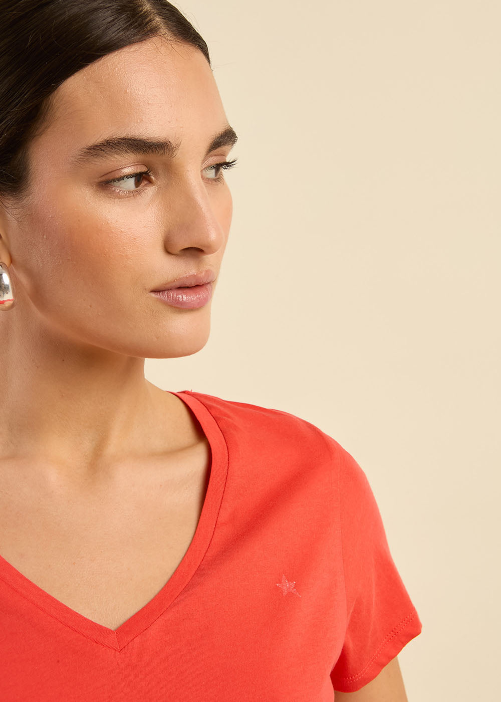 THELMA Tee-shirt col V en coton - 4 - Sud Express - Sud Express