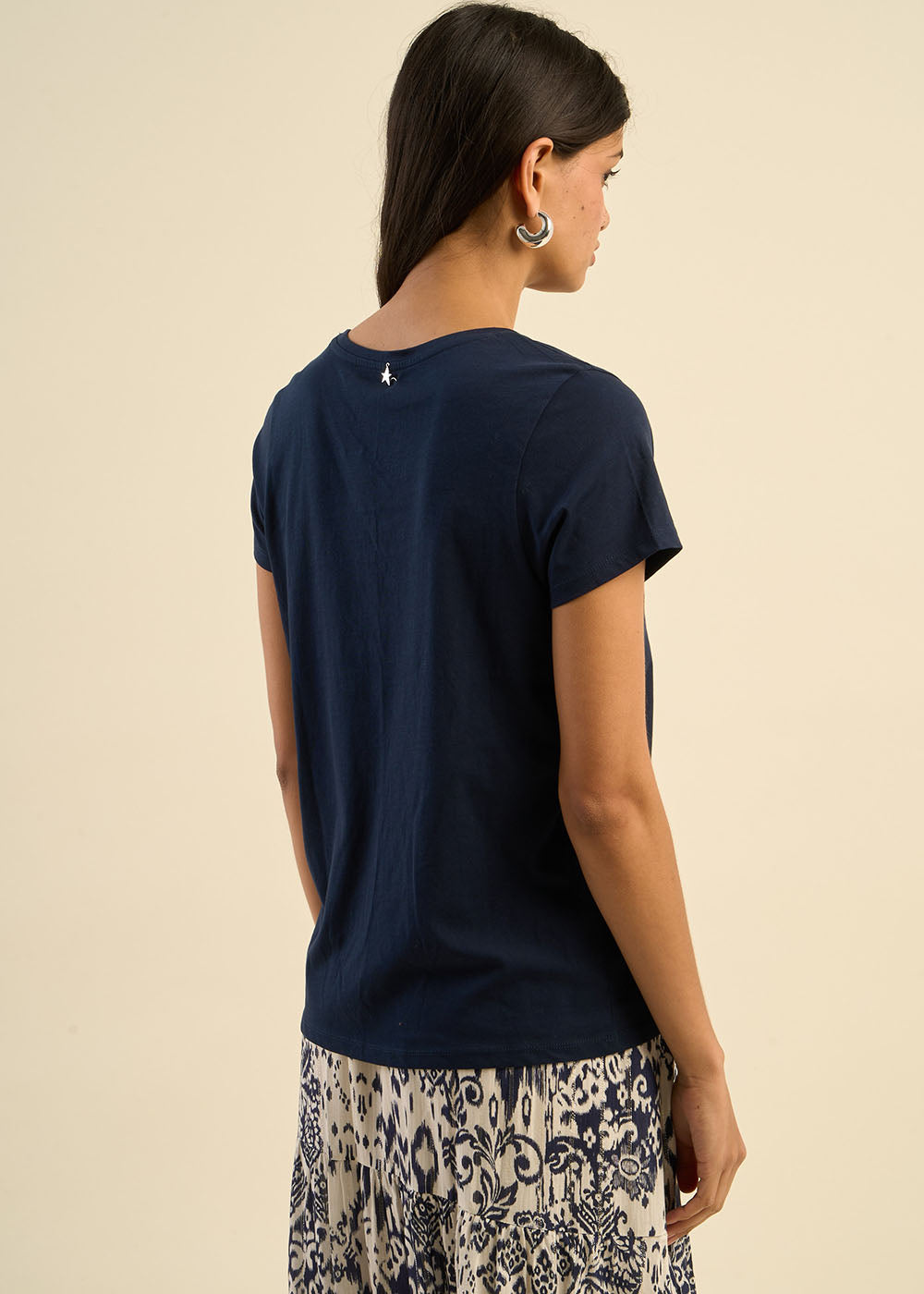 THELMA Tee-shirt col V en coton - 3 - Sud Express - Sud Express