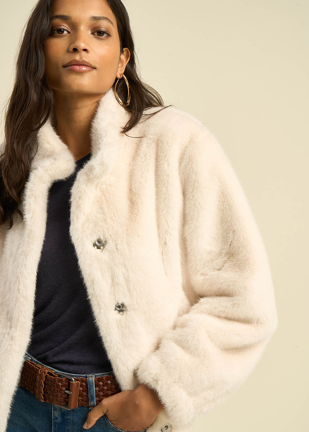 MUCYLI Manteau court en fausse fourrure - 2 - Sud Express - Sud Express