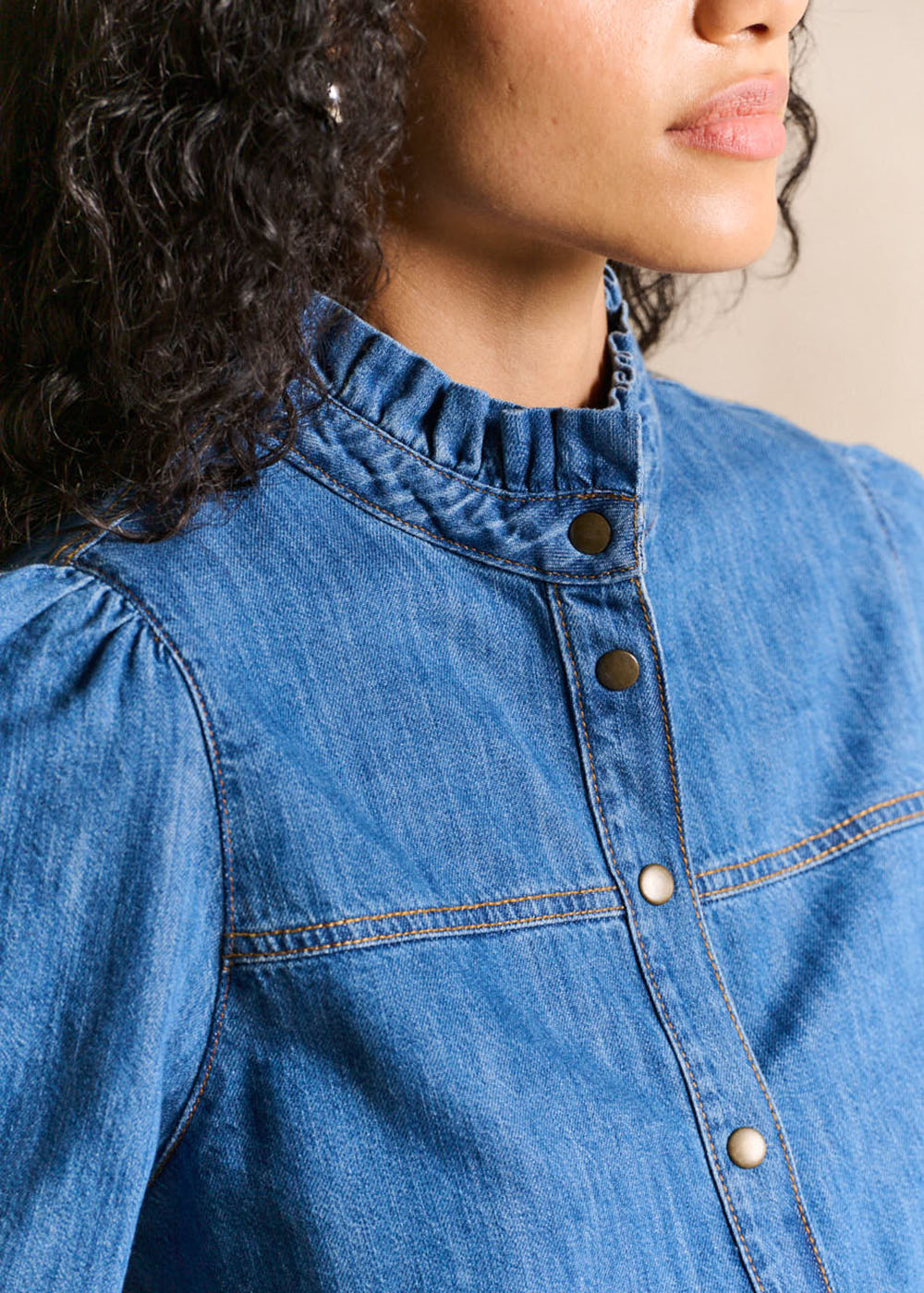 COLUA Chemise denim col volanté - 2 - Sud Express - Sud Express