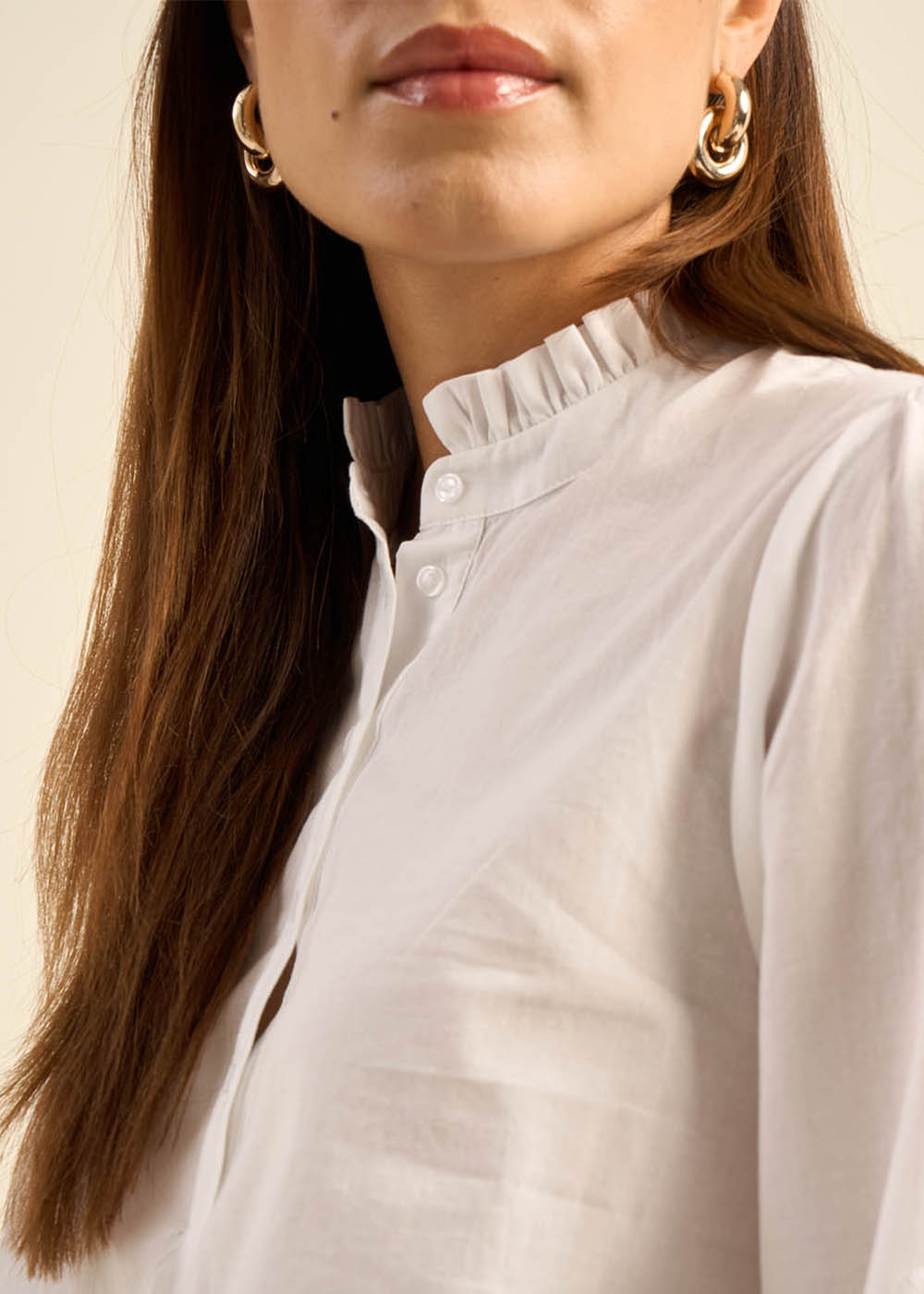 Blouse avec détails brodés - Sud Express - 5 - Sud Express