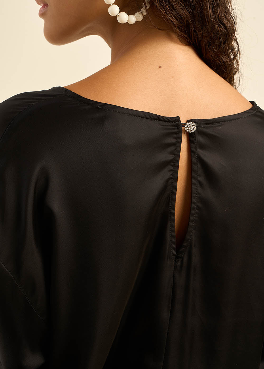 RAOBI Robe courte ceinturée satinée - 4 - Sud Express - Sud Express