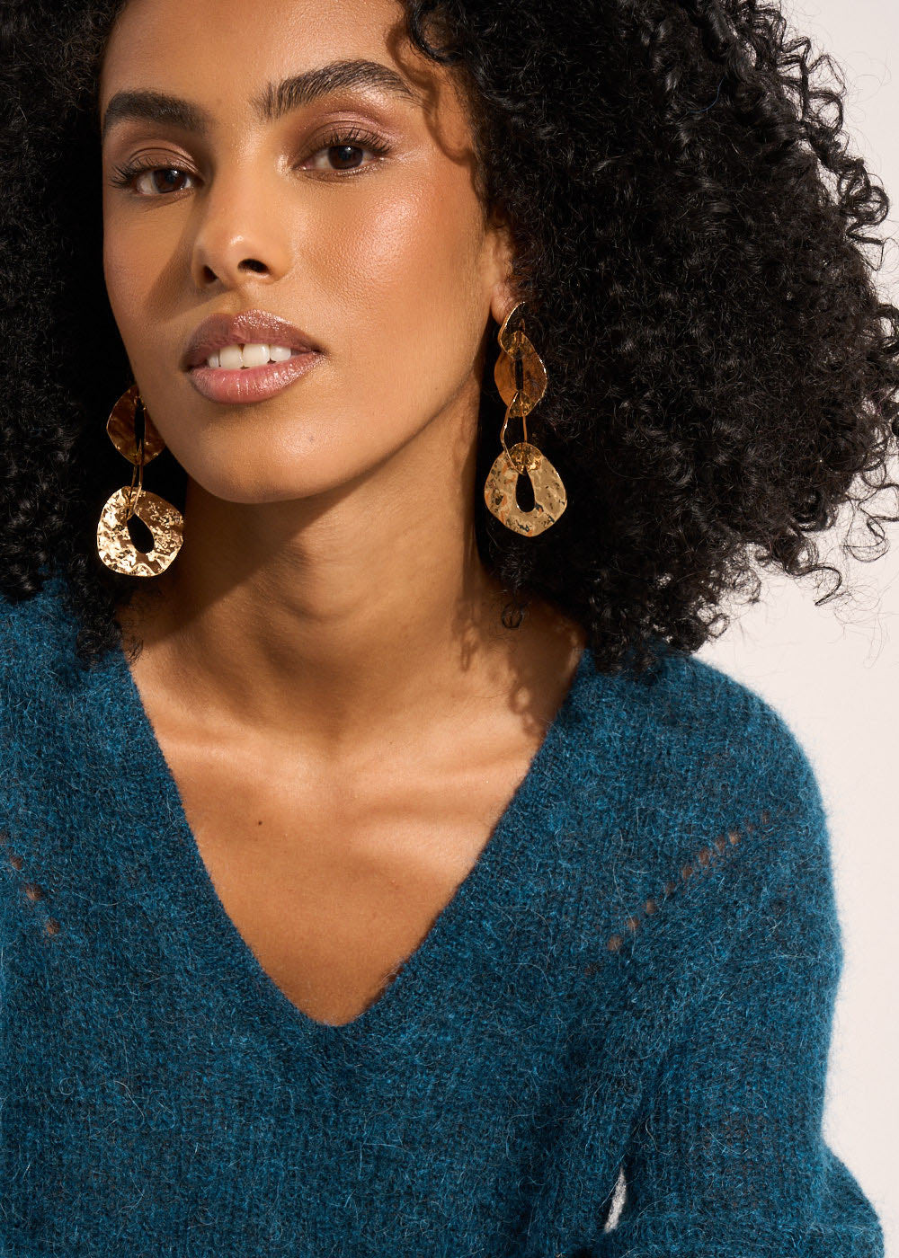 MANNAKO Pull à col V en mohairs et Alpaga - 2 - Sud Express - Sud Express