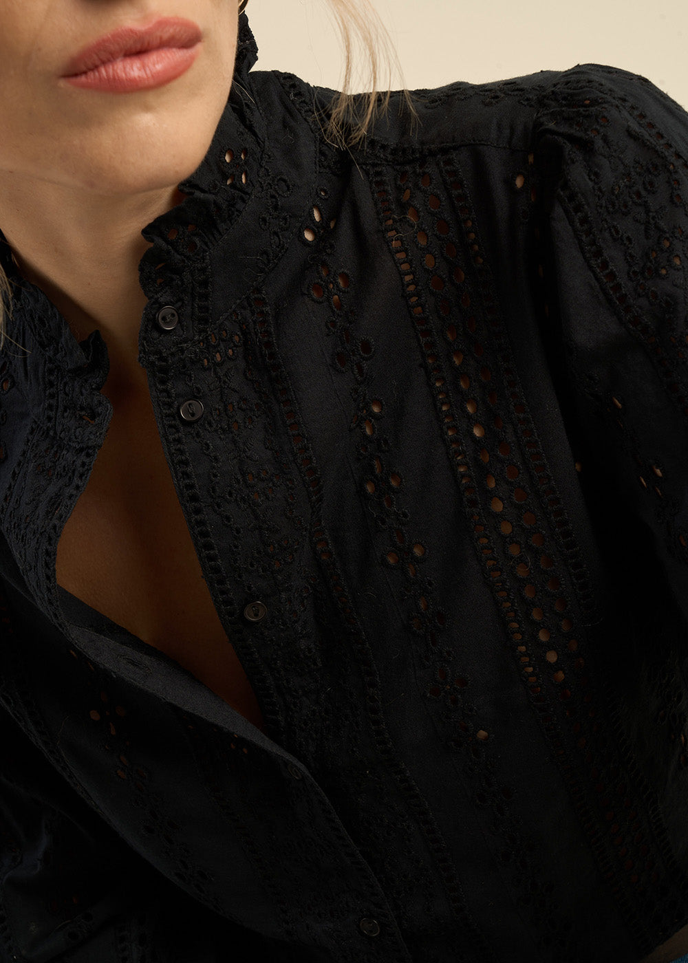 CALEMA Blouse à broderie anglaise - 2 - Sud Express - Sud Express