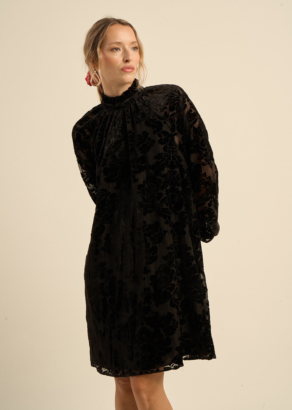 RATALA Robe courte en velours - 1 - Sud Express - Sud Express