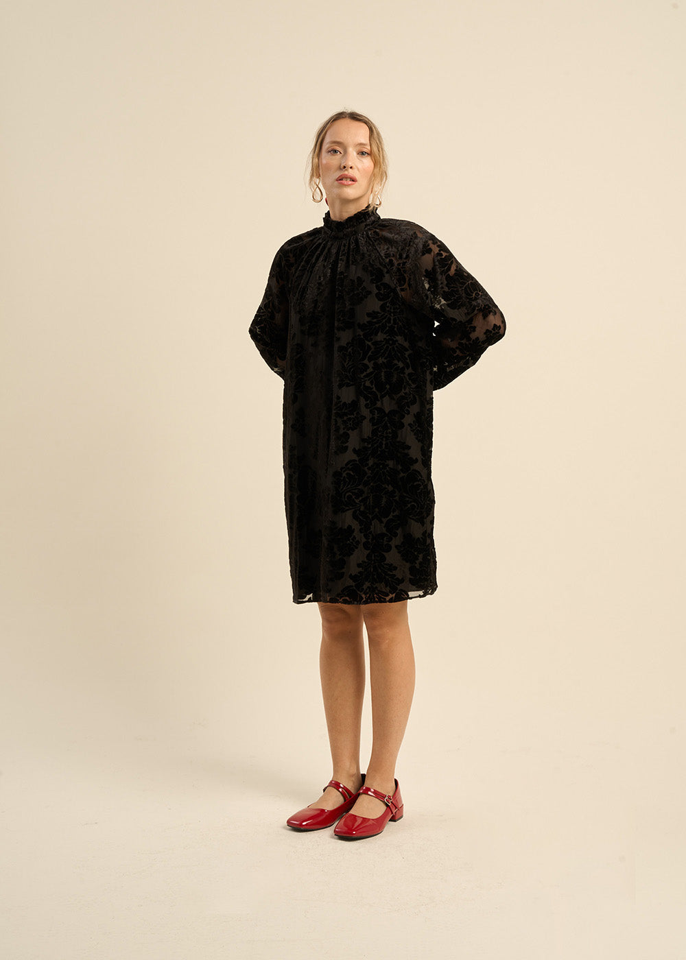 Robe courte en velours - Sud Express - 5 - Sud Express