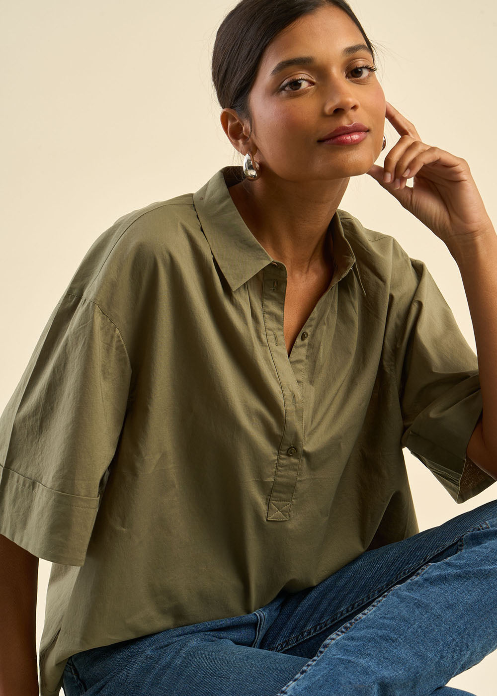 CHELSIA Top à col polo froncé et manches courtes - 1 - Sud Express - Sud Express