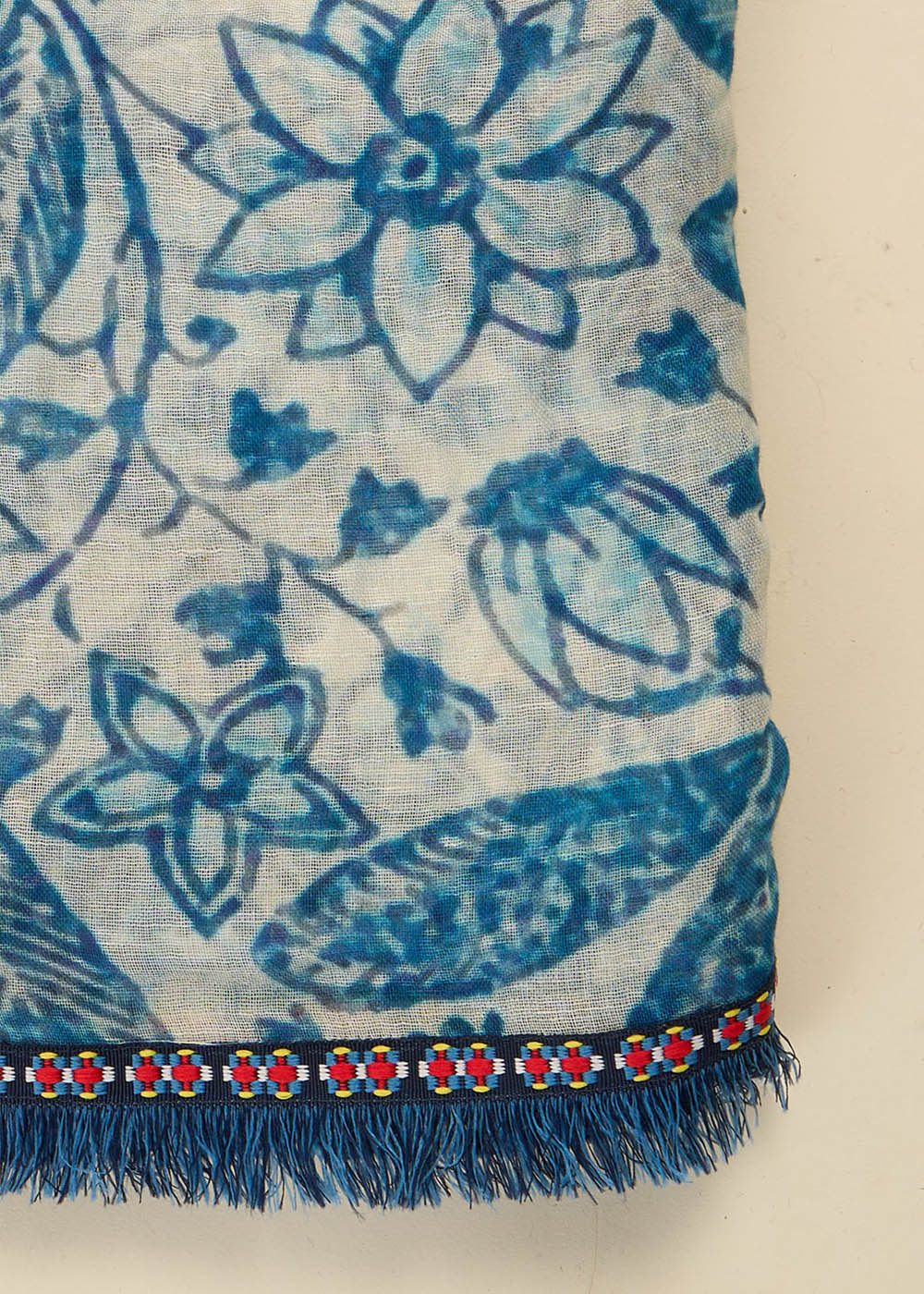 ELFIE Foulard à franges - 2 - Sud Express - Sud Express