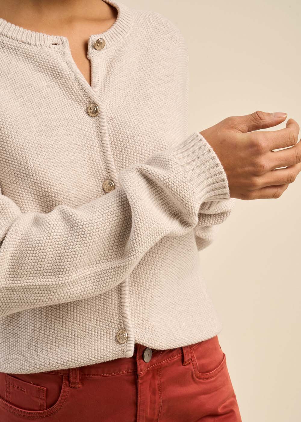 Gilet col rond à boutons bjoux - Sud Express - 4 - Sud Express