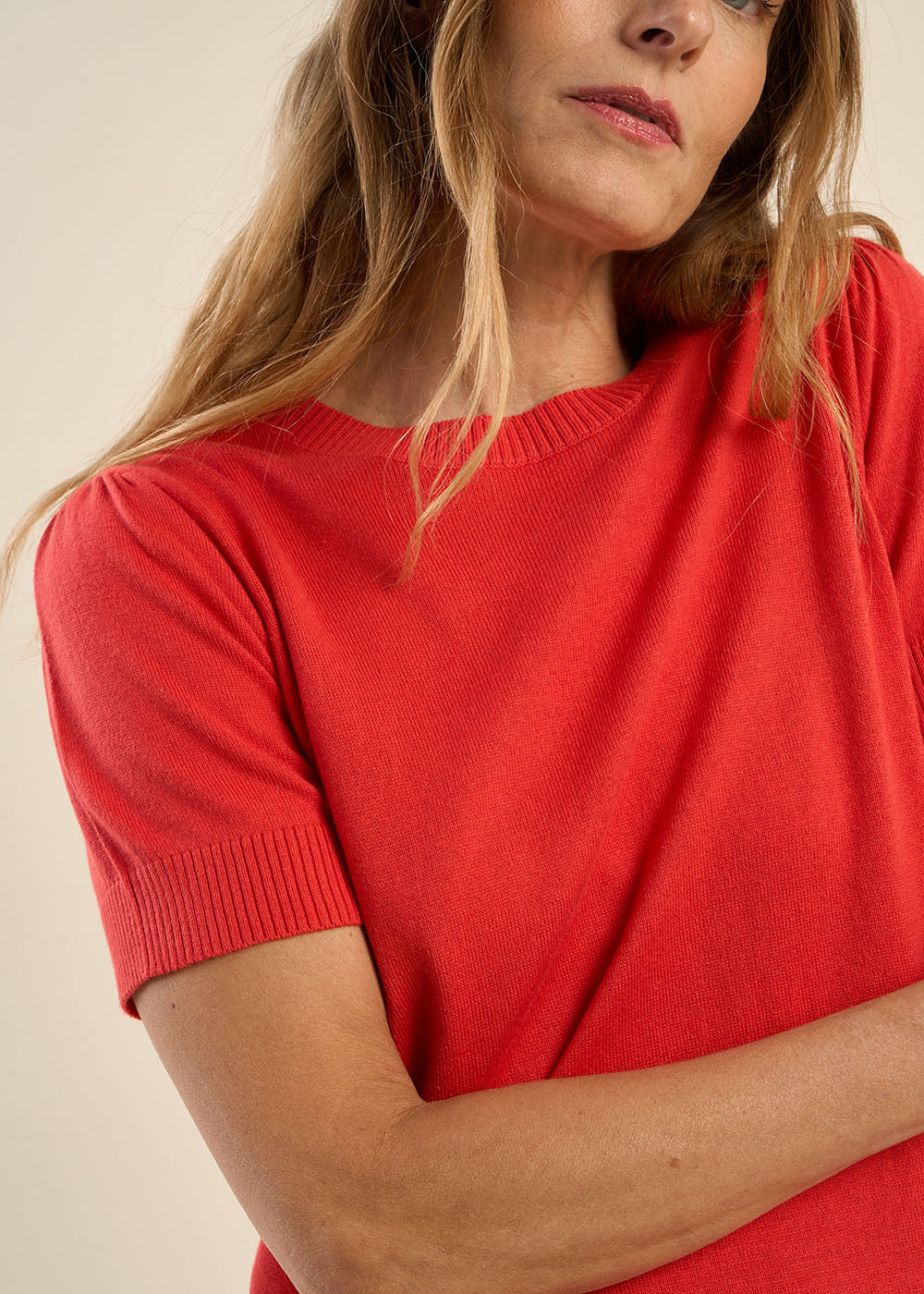 Pull à manches courtes avec épaules plissées - Sud Express - 2 - Sud Express