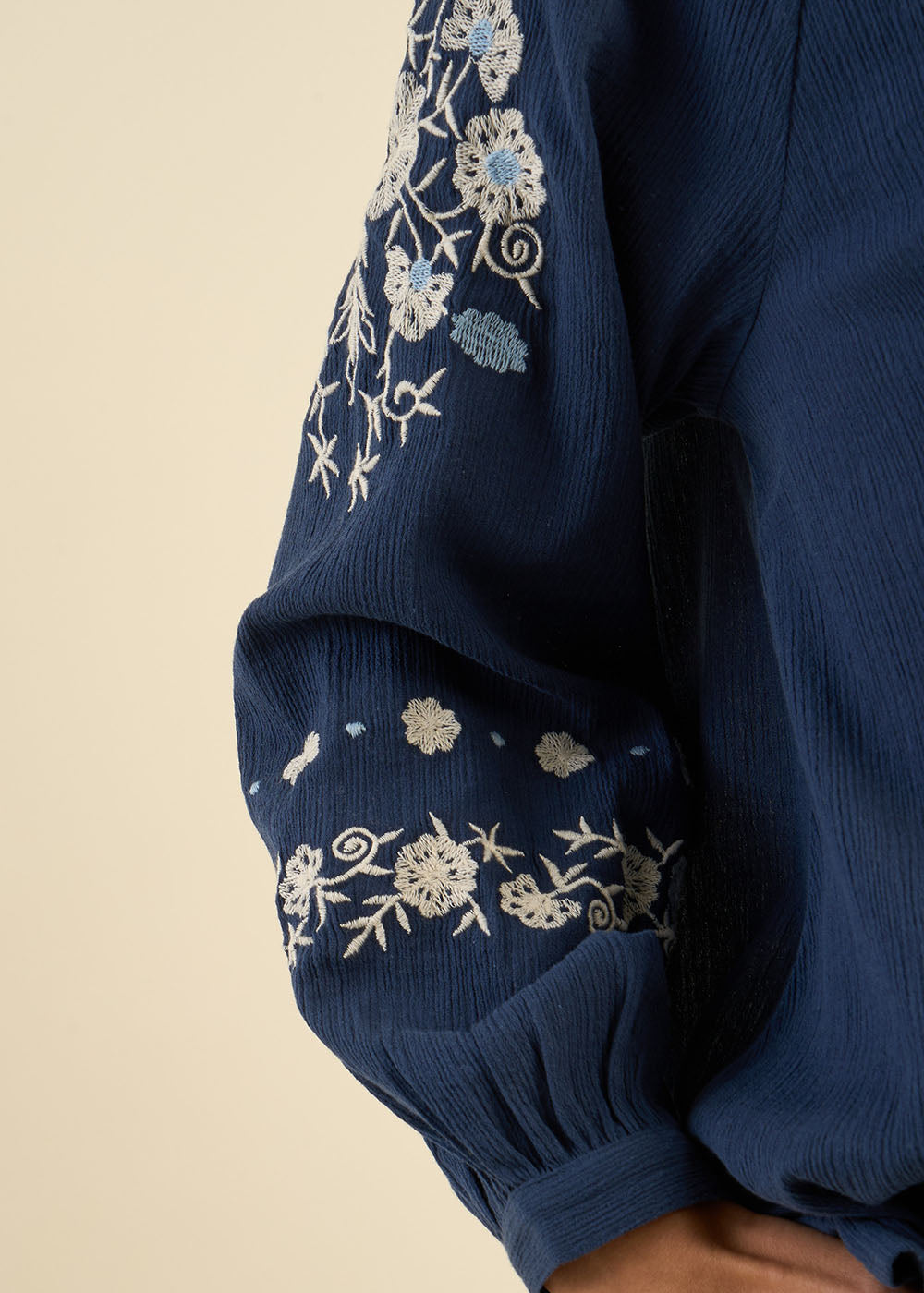 Blouse brodée ample en gaze de coton - Sud Express - 7 - Sud Express