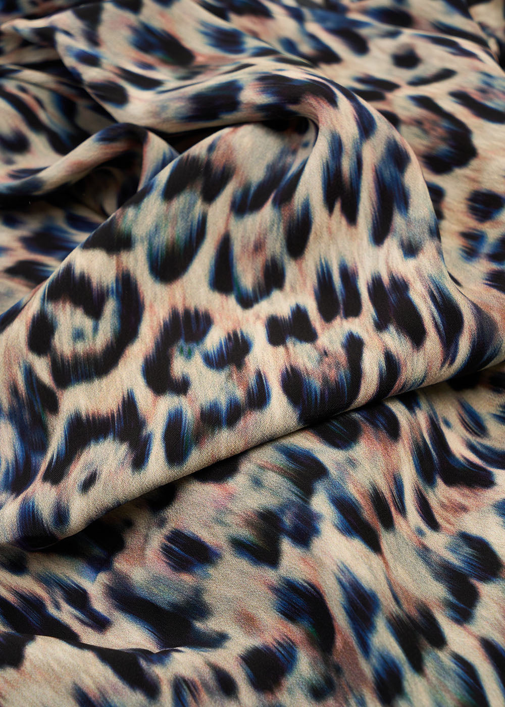 Blouse fluide imprimée léopard - Sud Express - 6 - Sud Express