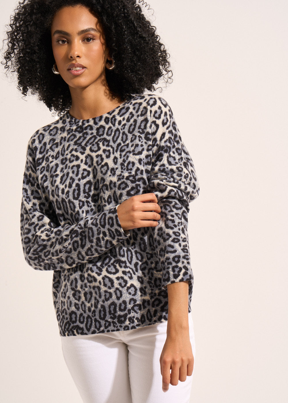 Pull en cachemire imprimé léopard - Sud Express - 5 - Sud Express