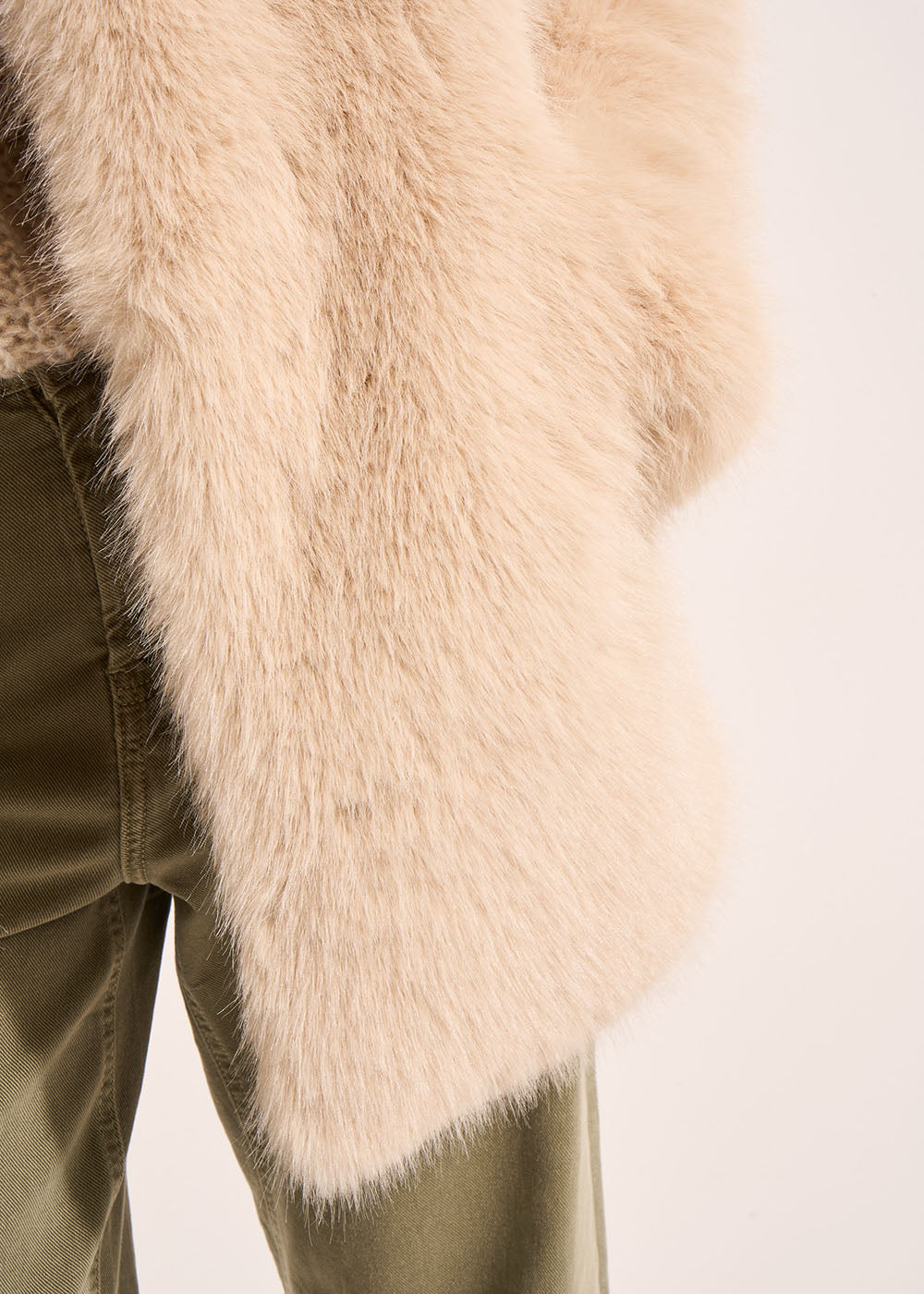 VIDAL Veste en fausse fourrure à poil long - 4 - Sud Express - Sud Express