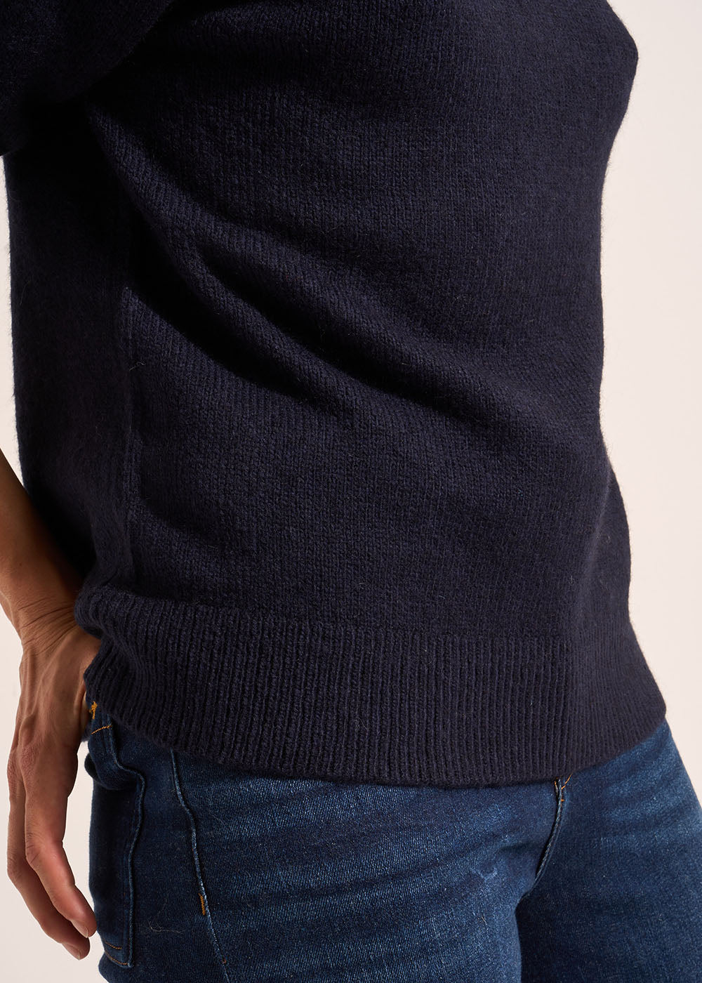 MASHA Pull sweat à capuche en maille épaisse - 4 - Sud Express - Sud Express