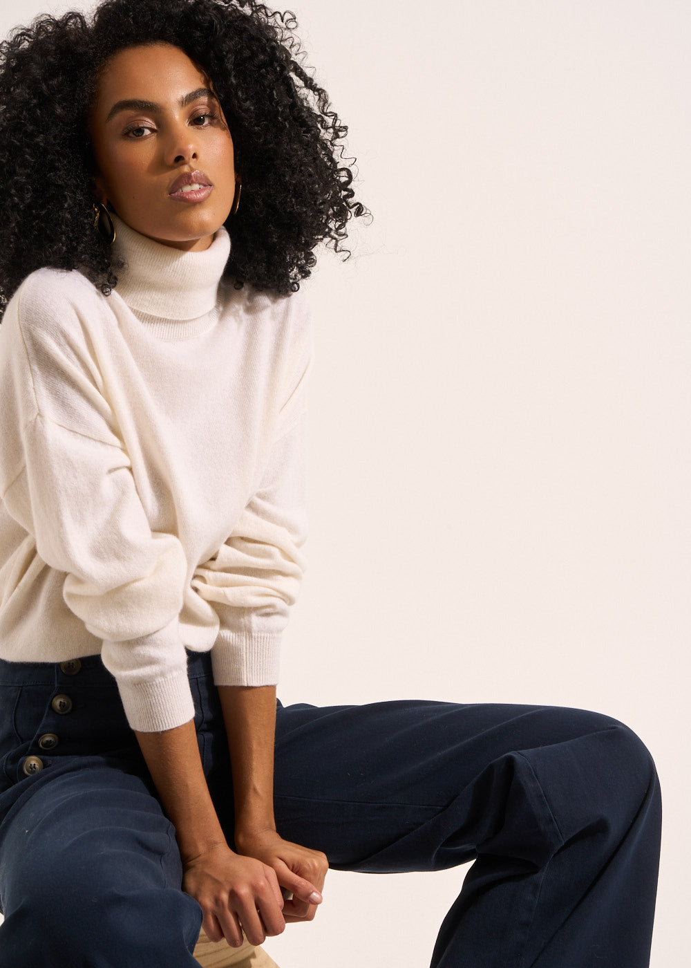 Pull col roulé ample à manches longues en cachemire - Sud Express - 5 - Sud Express