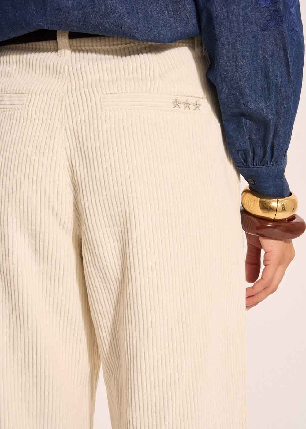 POMMI Pantalon large en velours de coton taille haute - 4 - Sud Express - Sud Express