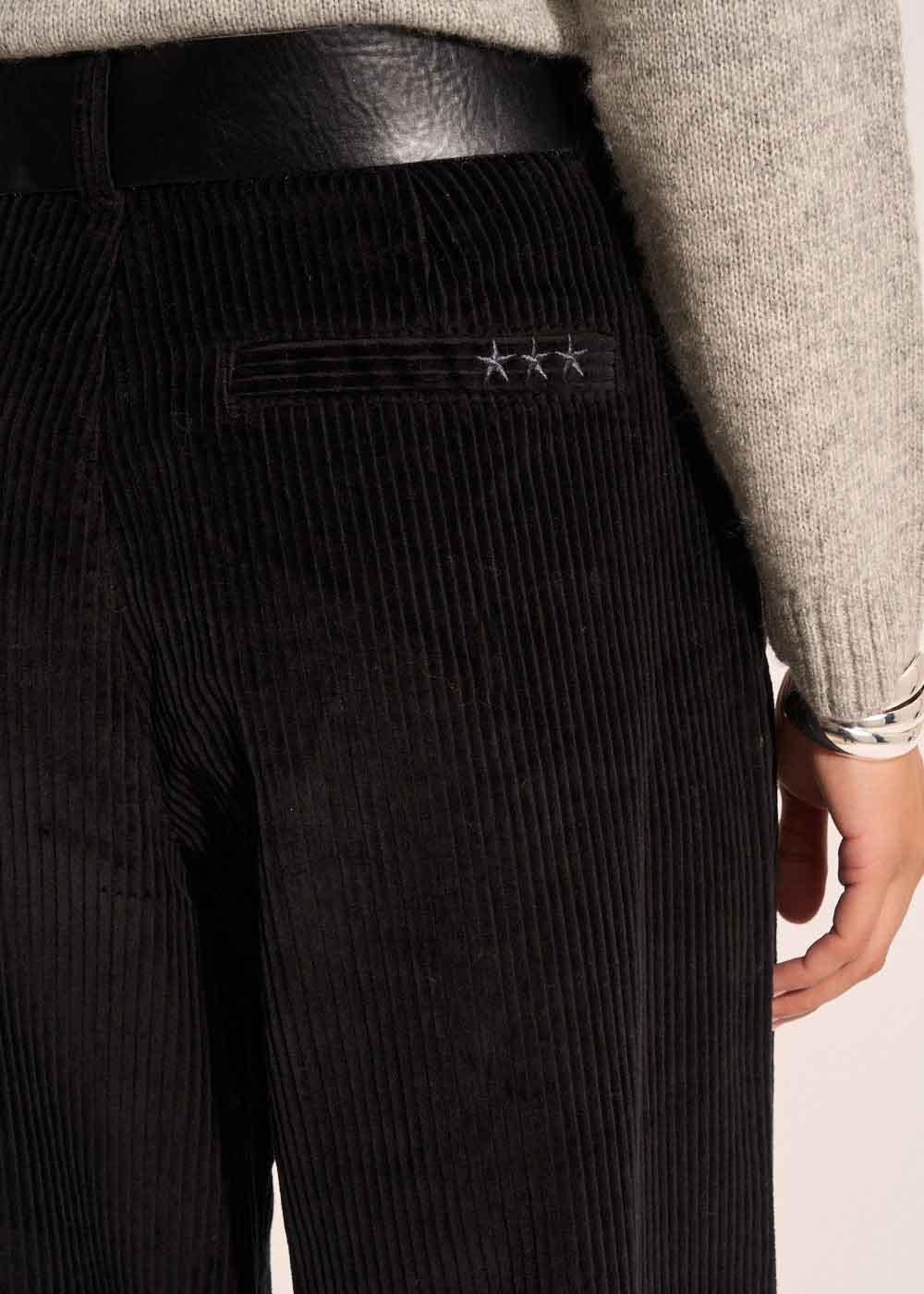 POMMI Pantalon large en velours de coton taille haute - 4 - Sud Express - Sud Express