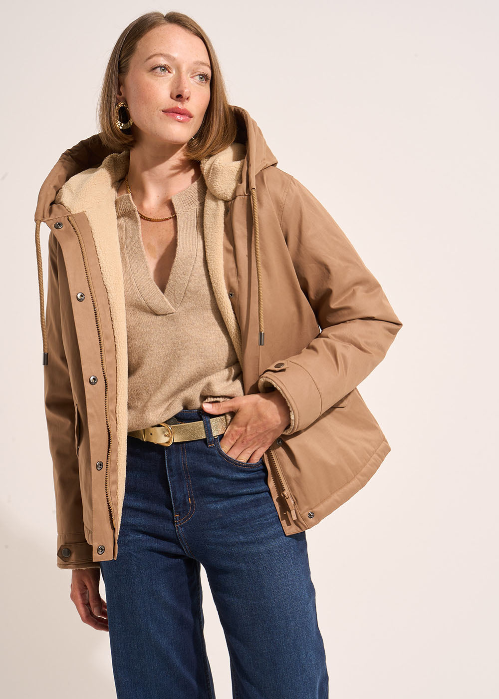 Veste courte déperlante doublée fausse fourrure avec capuche - Sud Express - 1 - Sud Express