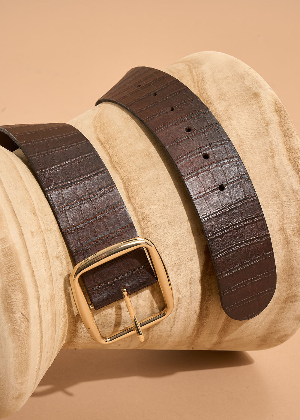 COSMO Ceinture en cuir texturé avec grande boucle dorée - 2 - Sud Express - Sud Express