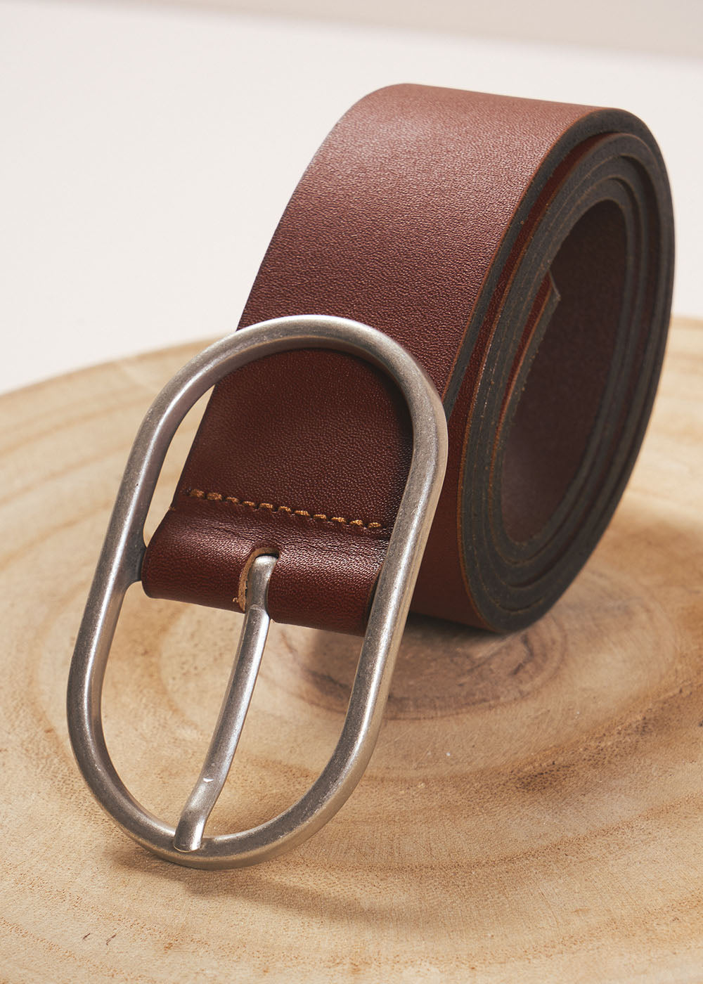 CHRISTINE Ceinture en cuir avec une boucle ovale - 1 - Sud Express - Sud Express