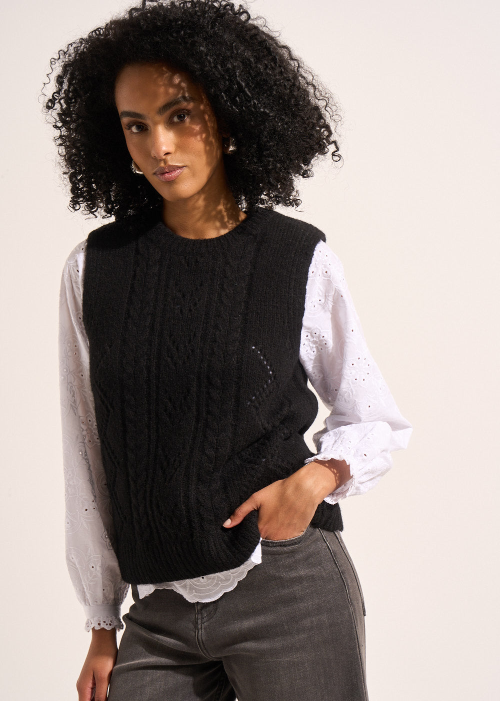 MEZZA Pull sans manches à col rond et jeu de points - 1 - Sud Express - Sud Express