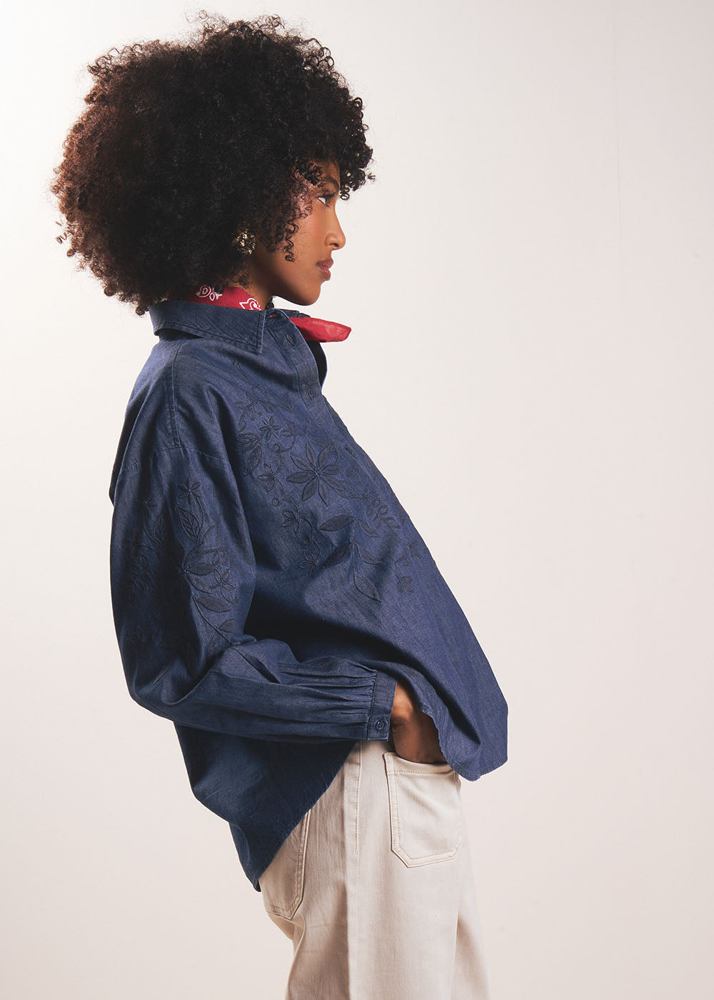 CLEOLE Chemise brodée en denim - 2 - Sud Express - Sud Express