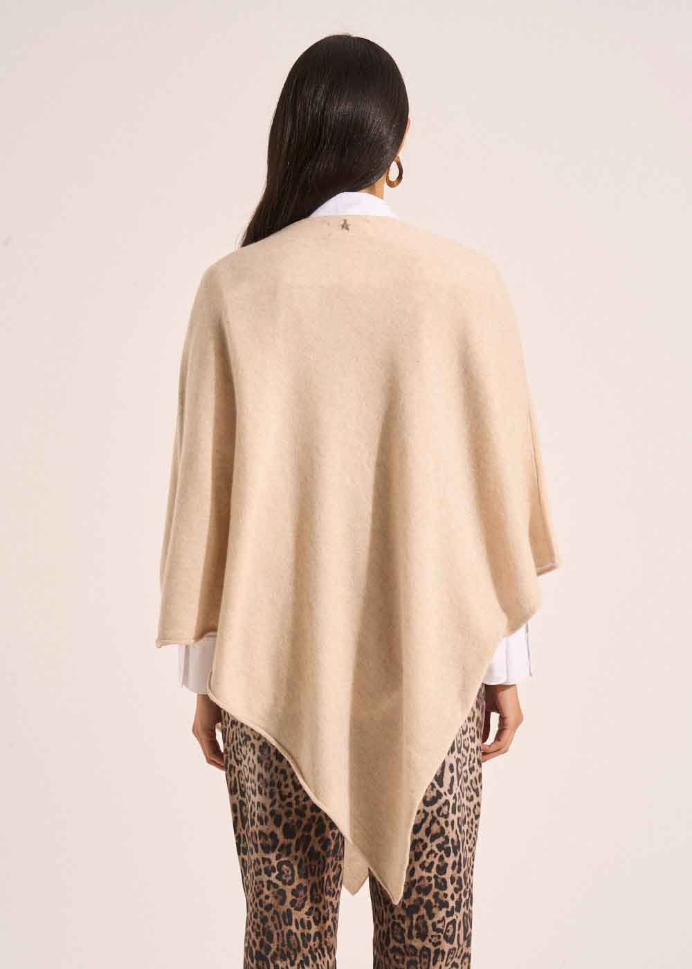 PAULENE Poncho ample en cachemire - 3 - Sud Express - Sud Express