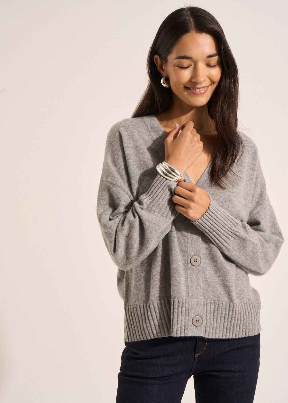 Gilet ample avec col V en cachemire - Sud Express - 6 - Sud Express