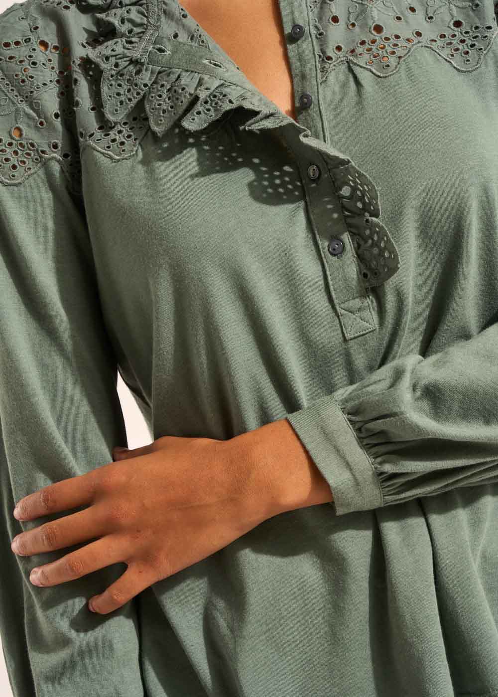 TASHIA Top en jersey détails brodés - 4 - Sud Express - Sud Express