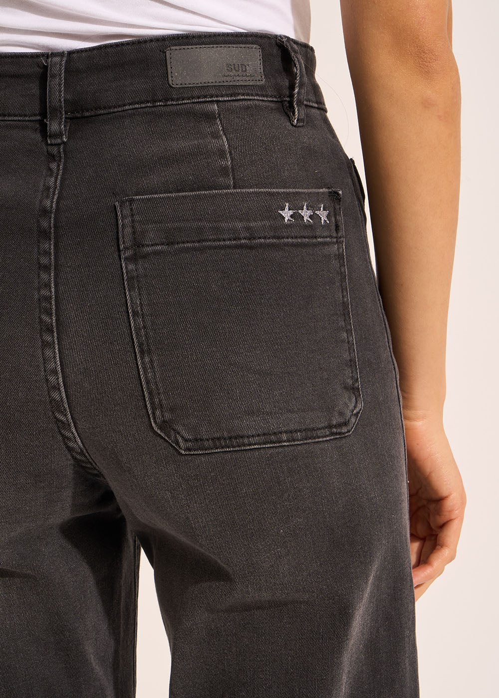 Jean à jambes larges avec revers et taille haute - Sud Express - 5 - Sud Express