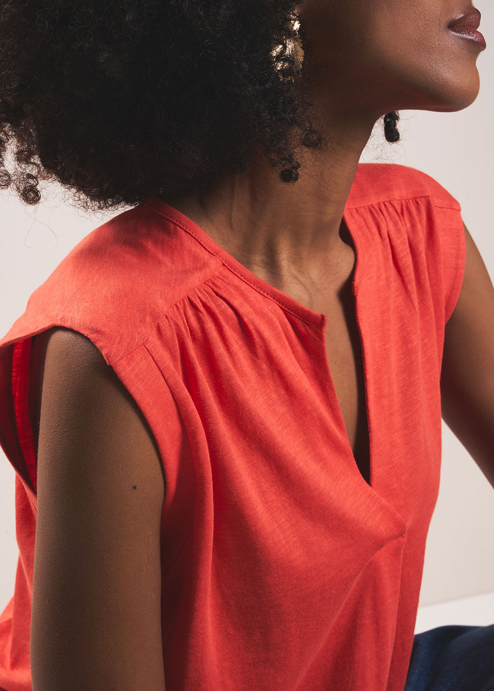 THIERRA Débardeur fluide à décolleté V et jeu de fronces - 4 - Sud Express - Sud Express