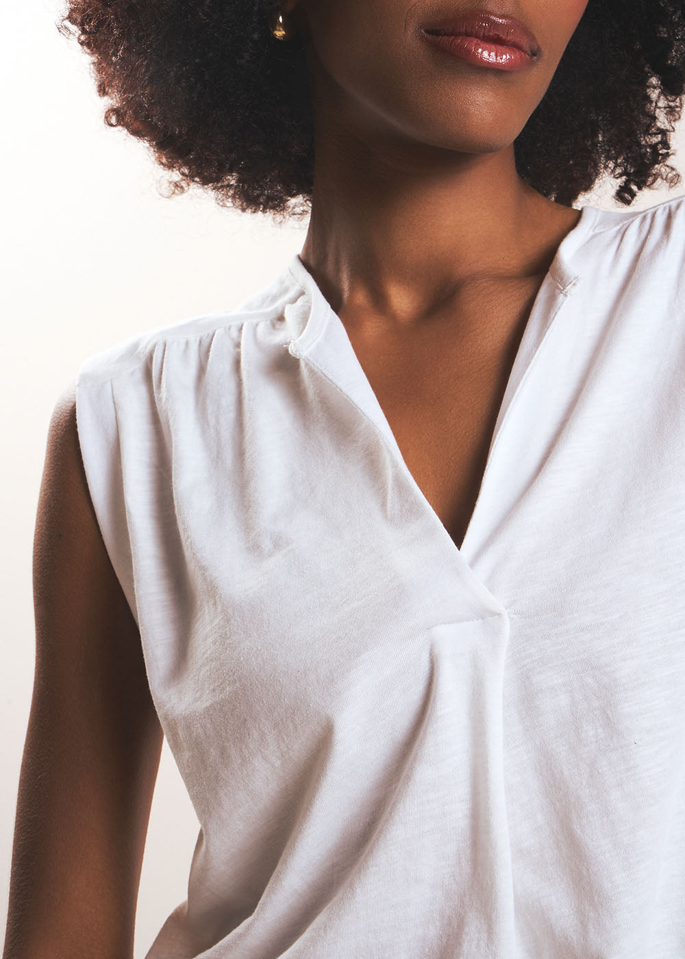 THIERRA Débardeur fluide à décolleté V et jeu de fronces - 4 - Sud Express - Sud Express